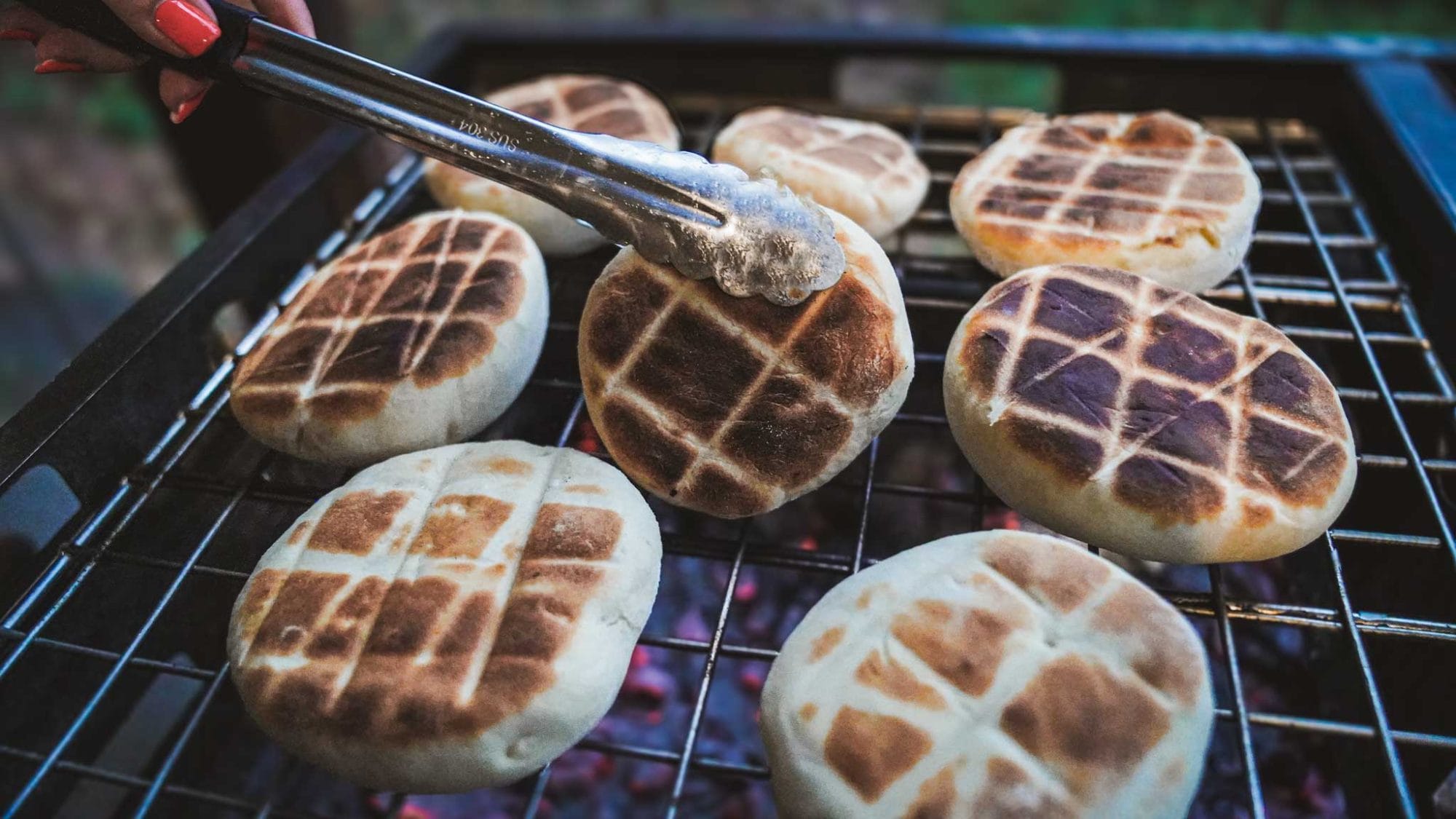 Roosterkoek Cheeseburgers: A South African Twist on the Classic Burger: step 5