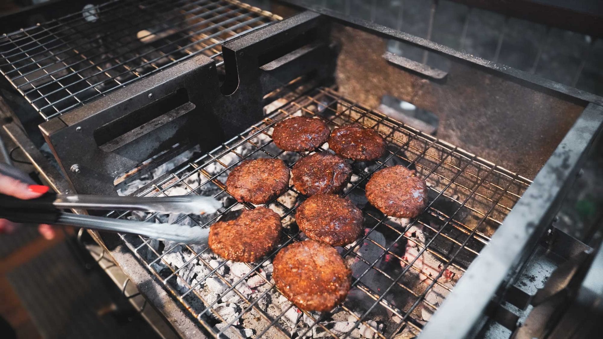 Roosterkoek Cheeseburgers: A South African Twist on the Classic Burger: step 9